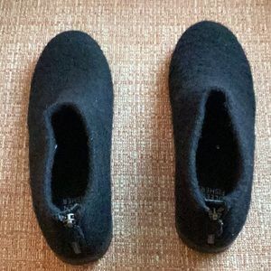 Beautiful NWT Wool Eileen Fisher Booties